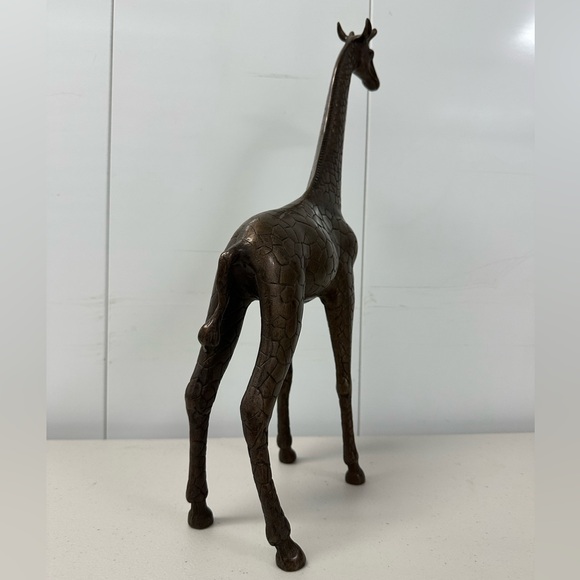 Vintage Bronze Giraffe Sculpture Statue - 17” Tall - Picture 4 of 9